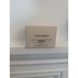 Laura mercier translucent setting powder- .7oz